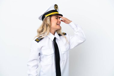 Brezilya uçağı pilotu beyaz arka planda izole edilmiş bir şey fark etti ve çözüme niyetlendi.