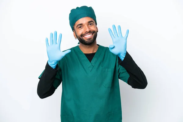 Cirurgião Brasileiro Uniforme Verde Isolado Sobre Fundo Branco Contando Nove — Fotografia de Stock