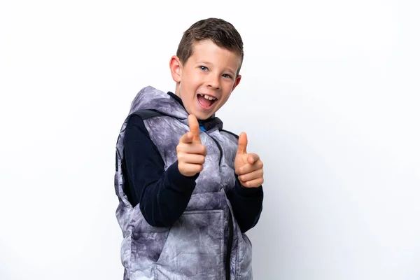 Menino Isolado Fundo Branco Apontando Para Frente Sorrindo — Fotografia de Stock