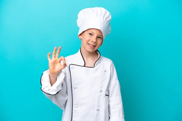 Chef Chico Aislado Sobre Fondo Azul Mostrando Signo Con Los — Foto de Stock