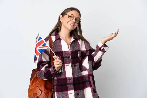 白地にイギリス国旗を掲げたリトアニア人の若い女性が — ストック写真