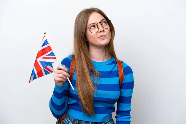 Junge Kaukasische Frau Mit Einer Britischen Flagge Auf Weißem Hintergrund — Stockfoto