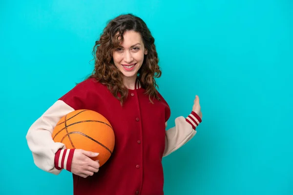 Young Caucasian Basketball Player Woman Isolated Blue Background Extending Hands — Stock Photo, Image