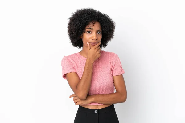 Young African American Woman Isolated White Background Having Doubts — Stock Photo, Image