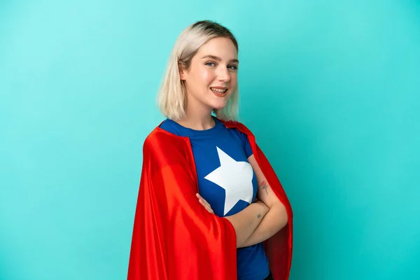 Super Hero Caucasian Woman Isolated Blue Background Arms Crossed Looking — Stock Photo, Image