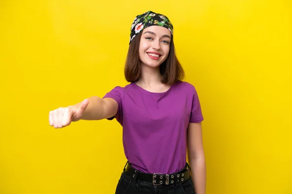 Young Ukrainian Woman Isolated Yellow Background Giving Thumbs Gesture — Photo