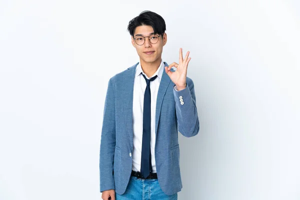 Young Chinese Business Man Isolated White Background Showing Sign Fingers — Stockfoto