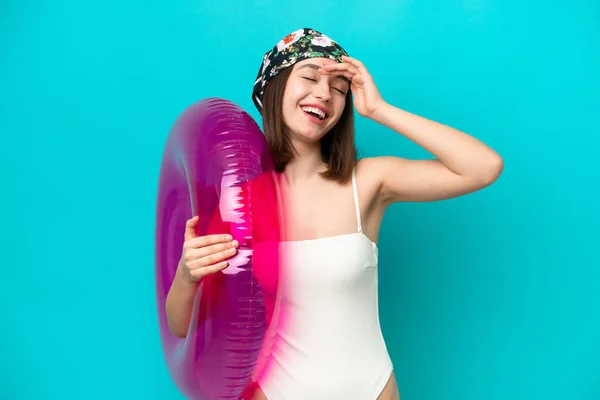 Young Ukrainian Woman Holding Air Mattress Isolated Blue Background Smiling — ストック写真