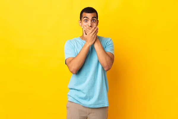 African American Man Isolated Background Covering Mouth Hands — Stock Photo, Image