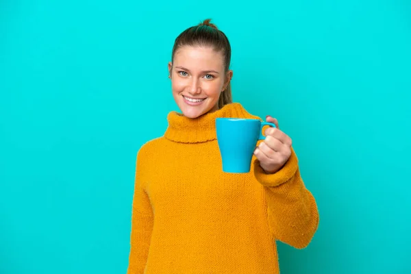 Young Caucasian Woman Holding Cup Isolated Blue Background Happy Expression — Stock fotografie