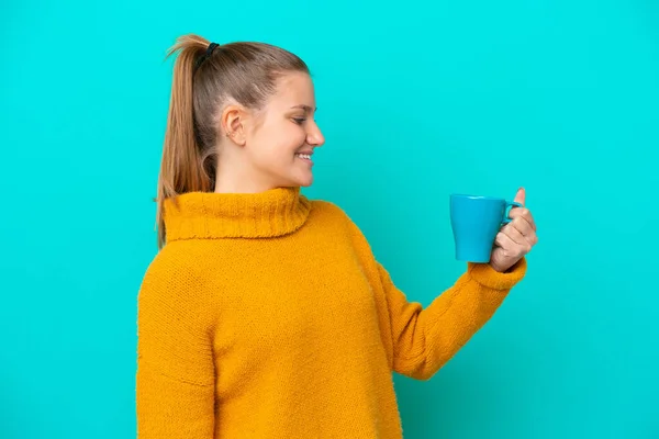 Young Caucasian Woman Holding Cup Isolated Blue Background Happy Expression — Stock fotografie