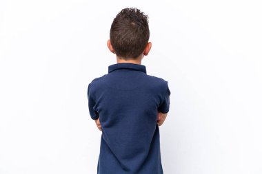 Beyaz arka planda izole edilmiş beyaz bir beyaz çocuk.