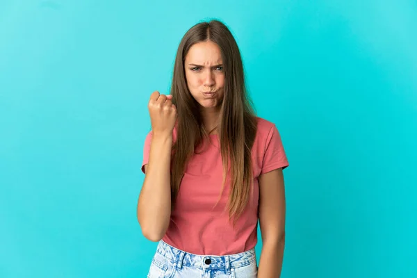 Jonge Vrouw Geïsoleerde Blauwe Achtergrond Met Ongelukkige Uitdrukking — Stockfoto
