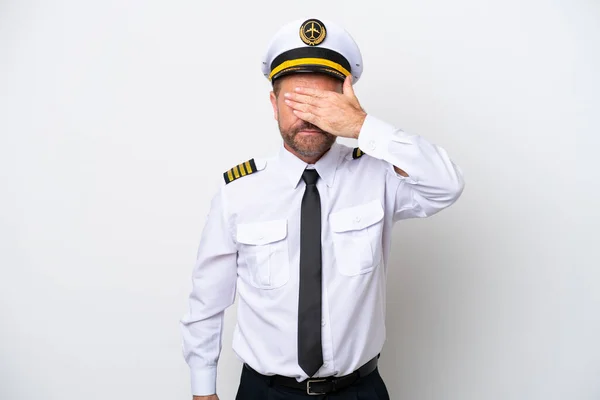 Airplane Middle Age Pilot Isolated White Background Covering Eyes Hands — Φωτογραφία Αρχείου