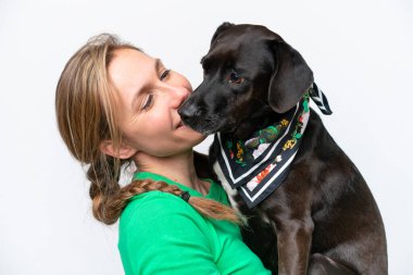 Köpeğiyle izole edilmiş geçmişi olan beyaz bir kadın.