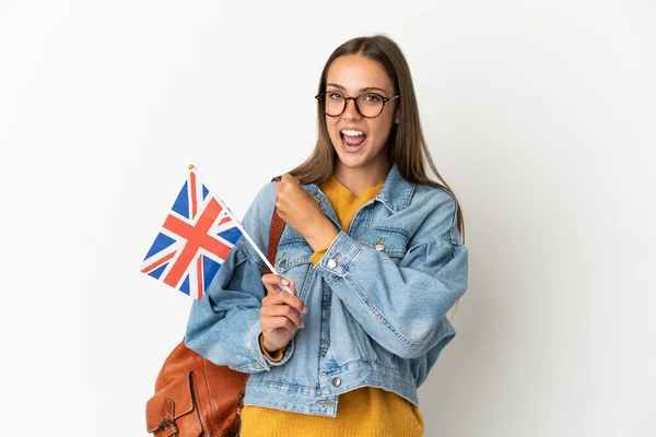 Joven Mujer Hispana Sosteniendo Una Bandera Del Reino Unido Sobre —  Fotos de Stock