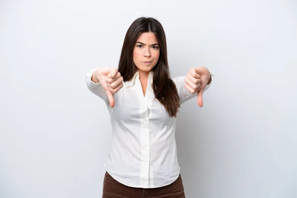 Giovane Donna Brasiliana Isolata Sfondo Bianco Mostrando Pollice Verso Basso — Foto Stock