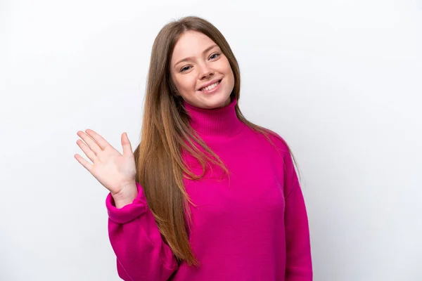 Młoda Kaukaska Kobieta Odizolowana Białym Tle Salutująca Ręką Szczęśliwym Wyrazem — Zdjęcie stockowe