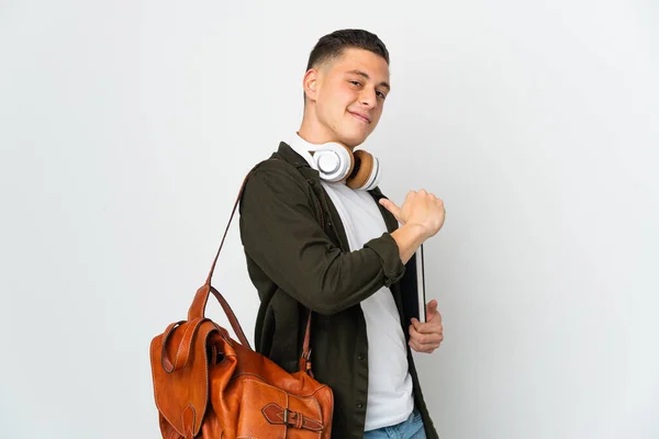 Young Caucasian Student Man Isolated White Background Proud Self Satisfied — Fotografia de Stock