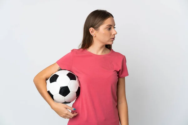 Mladá Litevská Žena Izolované Bílém Pozadí Fotbalovým Míčem — Stock fotografie
