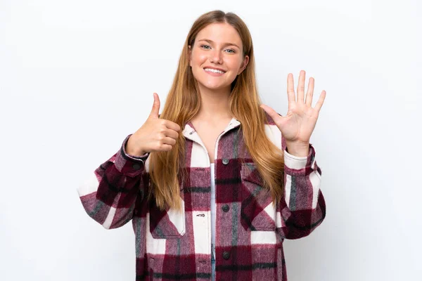 Mujer Joven Caucásica Aislada Sobre Fondo Blanco Contando Seis Con — Foto de Stock