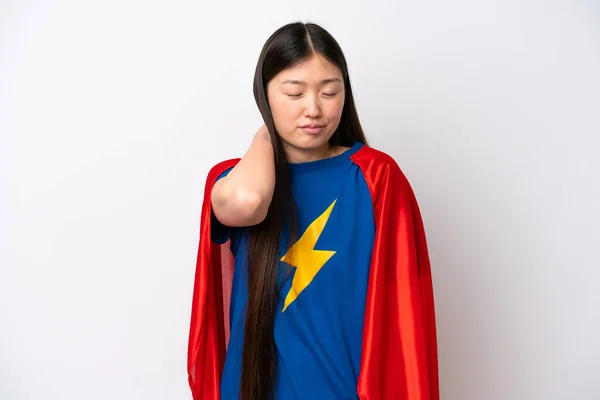 超级英雄中国女人被白色背景隔离 脖子酸痛 — 图库照片