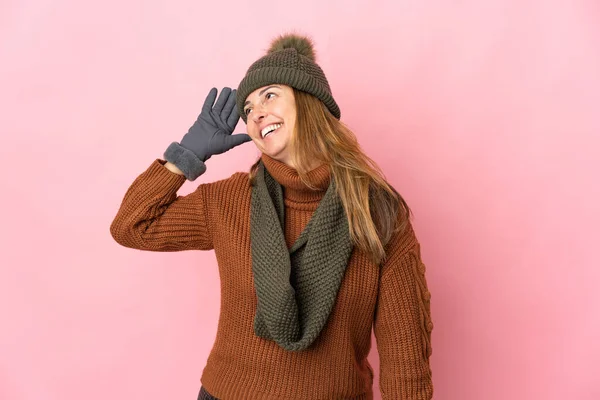 Middle Age Woman Winter Hat Isolated Pink Background Smiling Lot — Stock Photo, Image