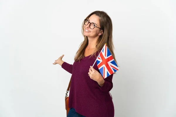 Middle Age Brazilian Woman Holding United Kingdom Flag Isolated White — Stock Photo, Image