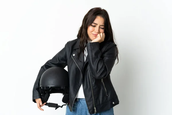 Mujer Sosteniendo Casco Motocicleta Aislado Sobre Fondo Blanco Que Tiene —  Fotos de Stock