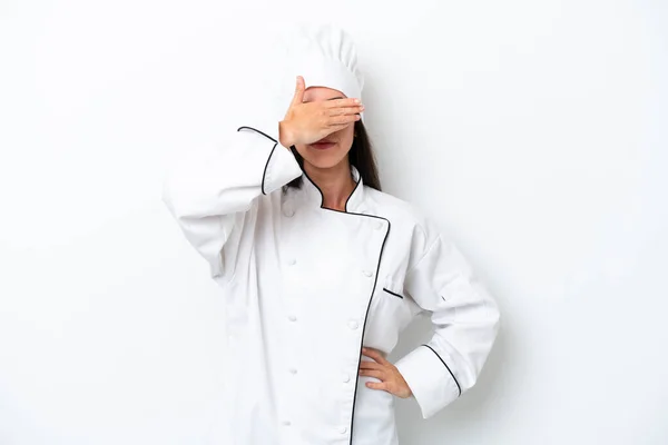 Giovane Chef Donna Sfondo Bianco Che Copre Gli Occhi Mano — Foto Stock