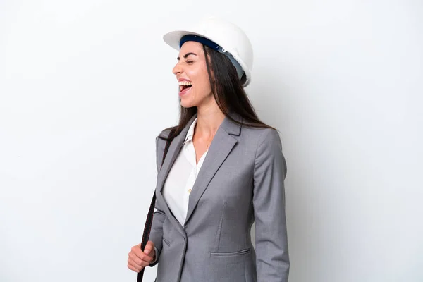 Joven Arquitecta Mujer Caucásica Con Casco Sosteniendo Planos Aislados Sobre — Foto de Stock