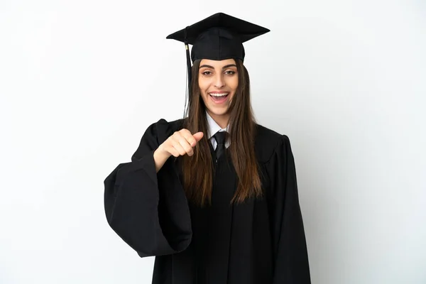 Νεαρός Απόφοιτος Πανεπιστημίου Απομονωμένος Λευκό Φόντο Έκπληκτος Και Δείχνοντας Μπροστά — Φωτογραφία Αρχείου