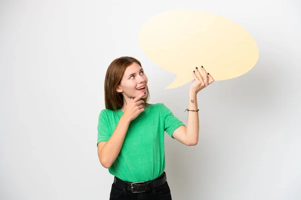 Young English Woman Isolated White Background Holding Empty Speech Bubble — Fotografia de Stock