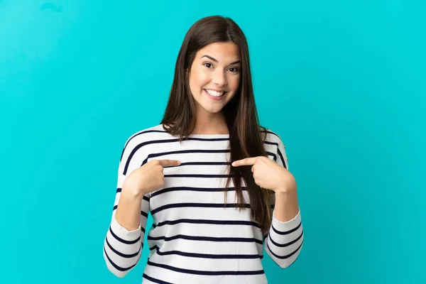 Teenager Brasilianisches Mädchen Über Isoliertem Blauen Hintergrund Mit Überraschendem Gesichtsausdruck — Stockfoto