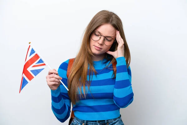 Mladá Běloška Drží Vlajku Spojeného Království Izolované Bílém Pozadí Bolestí — Stock fotografie