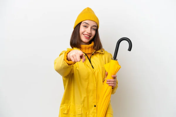Yağmura Dayanıklı Ceketi Şemsiyesi Olan Genç Ukraynalı Bir Kadın Beyaz — Stok fotoğraf