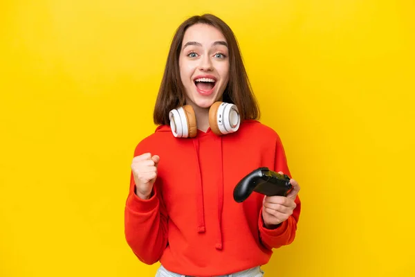 Young Ukrainian Woman Playing Video Game Controller Isolated Yellow Background — Stock Photo, Image
