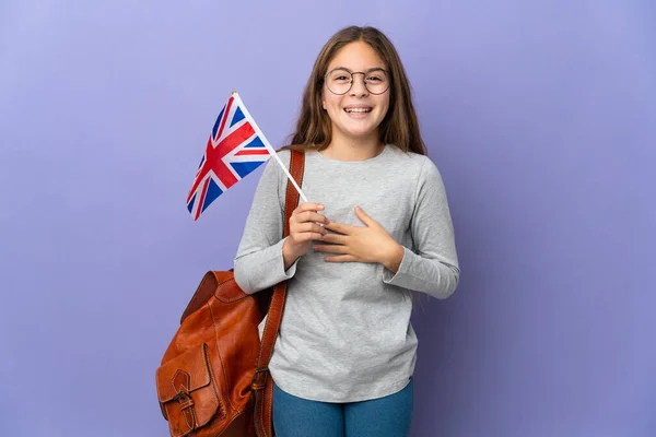 Dítě Držící Britskou Vlajku Nad Izolovaným Pozadím Hodně Usmívá — Stock fotografie