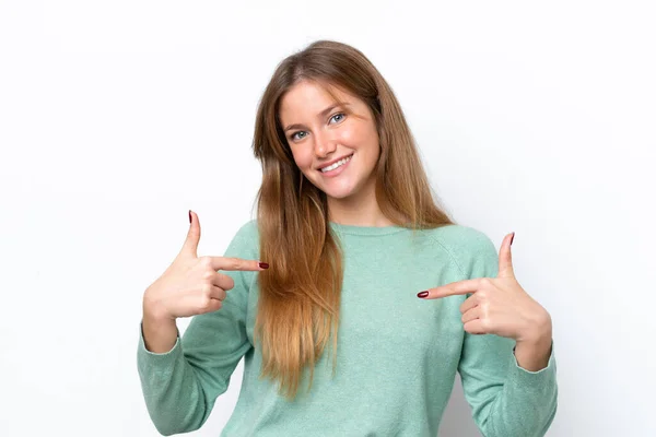 Mujer Joven Caucásica Aislada Sobre Fondo Blanco Orgullosa Satisfecha — Foto de Stock