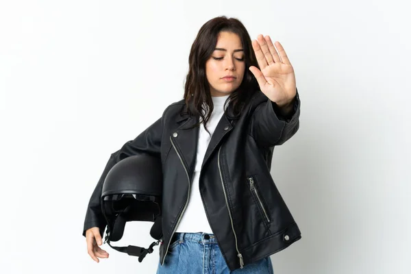 Žena Drží Motocykl Přilba Izolované Bílém Pozadí Dělat Stop Gesto — Stock fotografie