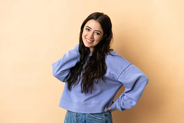 Jonge Kaukasische Vrouw Geïsoleerde Achtergrond Lachen — Stockfoto