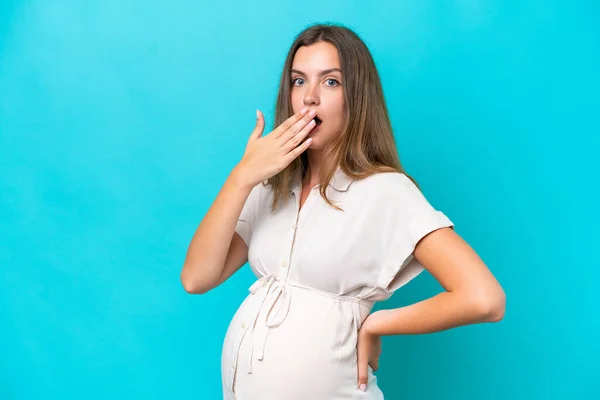 Young Caucasian Woman Isolated Blue Background Pregnant Doing Surprise Gesture — Φωτογραφία Αρχείου