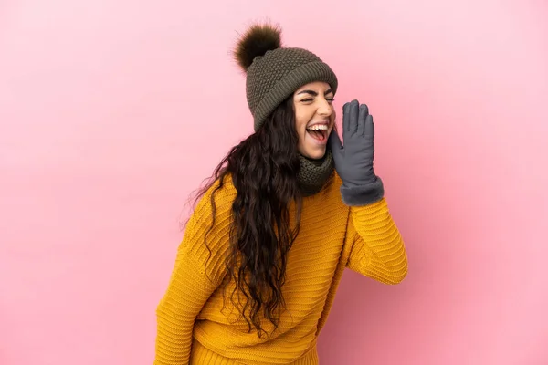 Young Caucasian Girl Winter Hat Isolated Purple Background Shouting Mouth — Foto Stock