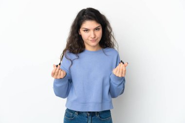 Beyaz arka planda izole edilmiş genç bir Rus kız para jesti yapıyor ama mahvoluyor.