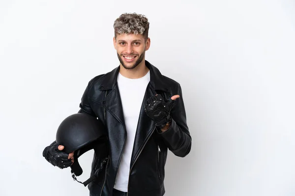 Giovane Uomo Con Casco Moto Isolato Sfondo Bianco Che Punta — Foto Stock