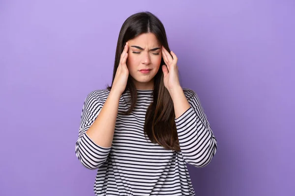Young Brazilian Woman Isolated Purple Background Headache — Stock Photo, Image