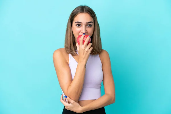 Ung Kaukasisk Kvinna Isolerad Lila Bakgrund Äta Ett Äpple — Stockfoto