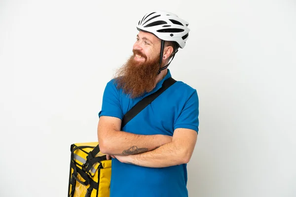 Joven Hombre Caucásico Rojizo Con Mochila Térmica Aislado Don Fondo —  Fotos de Stock