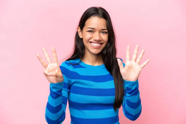 Young Colombian Woman Isolated Pink Background Counting Eight Fingers — Stockfoto