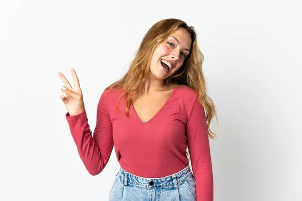 Mujer Rubia Joven Aislada Sobre Fondo Azul Sonriendo Mostrando Signo —  Fotos de Stock